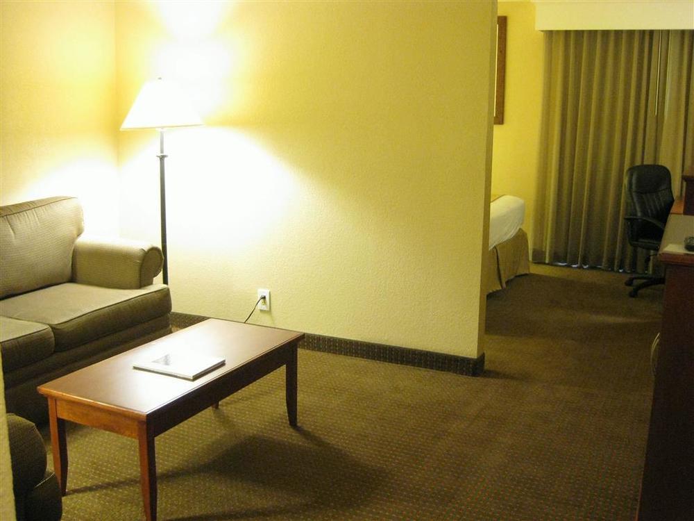 Red Lion Hotel Farmington Oda fotoğraf